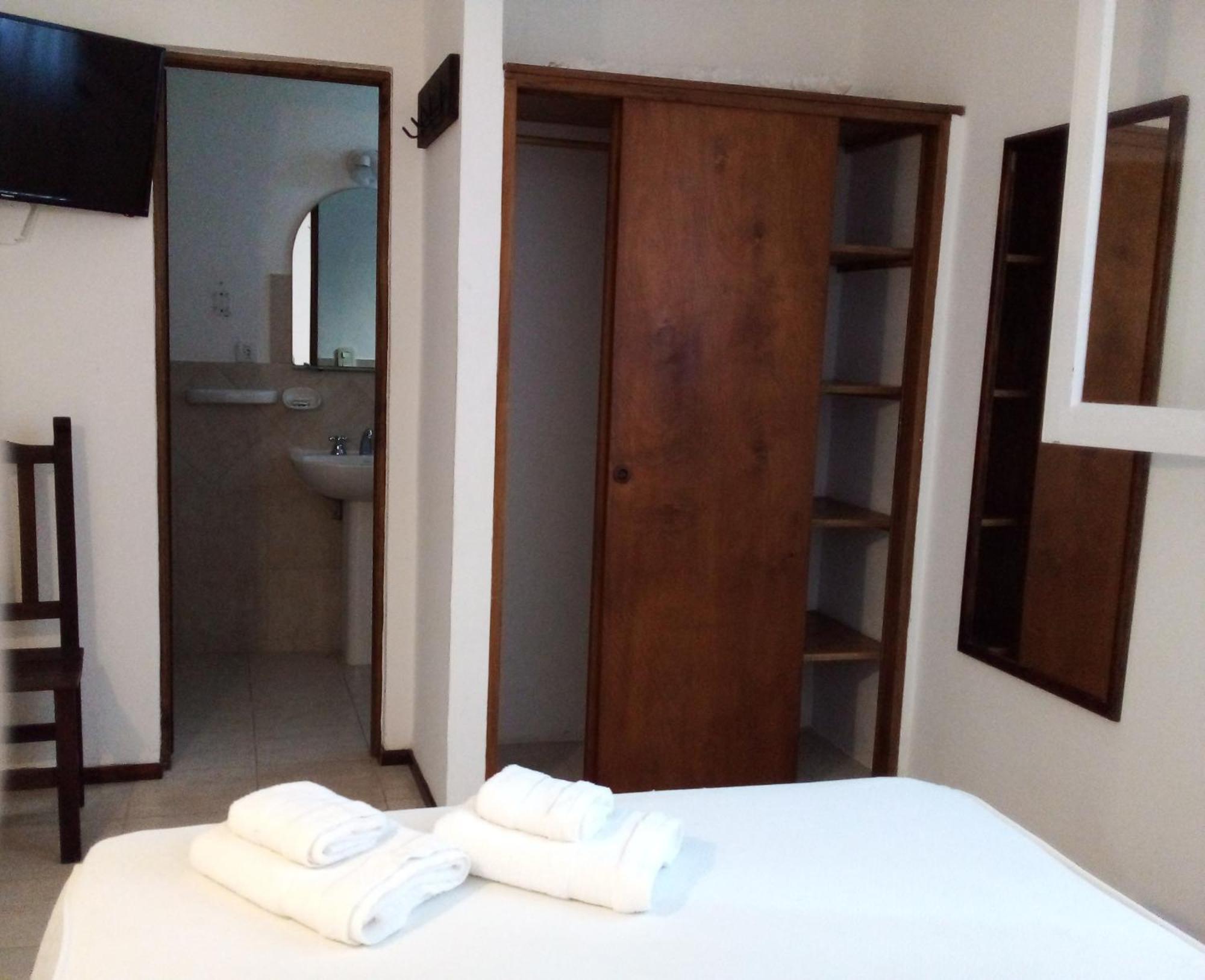 Hosteria Sajonia Villa Gesell Eksteriør bilde